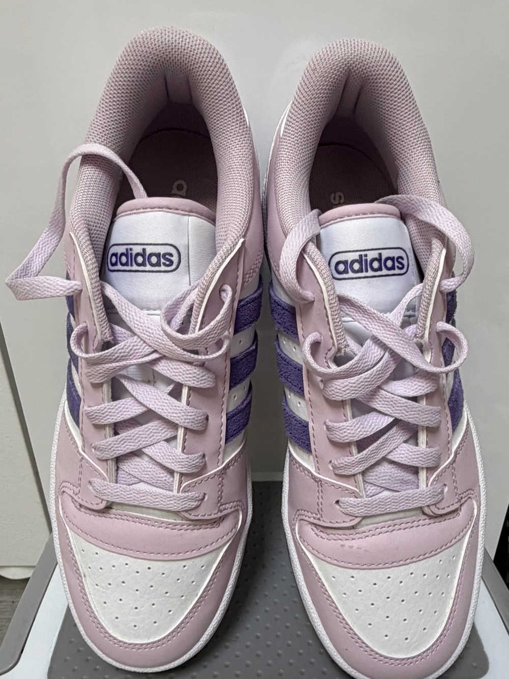 Youth Size 5.5/Women’s Size 7